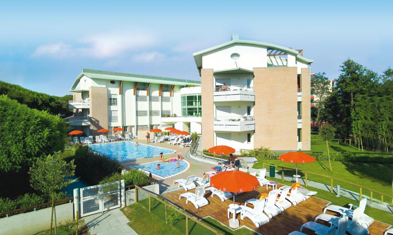 الشقق الفندقية بيبيونيفي  Residenza Al Parco المظهر الخارجي الصورة